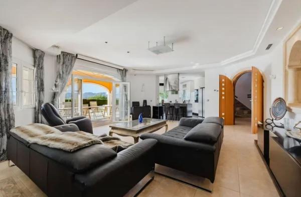 Chalet wolnostojący na sprzedaż w Casa o chalet en Montgó - Ermita, Jávea/Xàbia, Jávea/Xàbia thumbnail 2