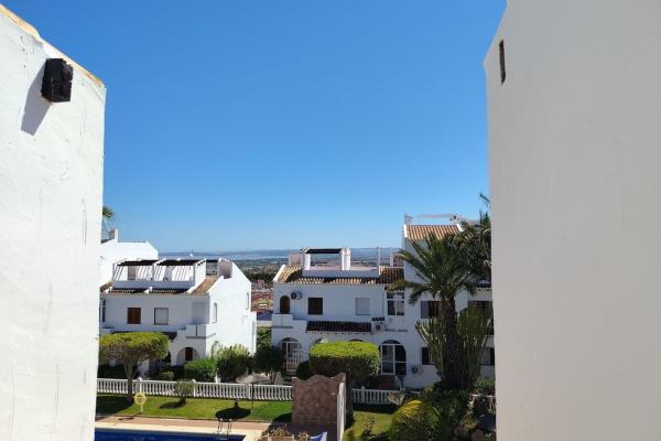 Chalet adosado en Calle Elche, Rojales Hills - Rosa Bungalows, Rojales thumbnail 1
