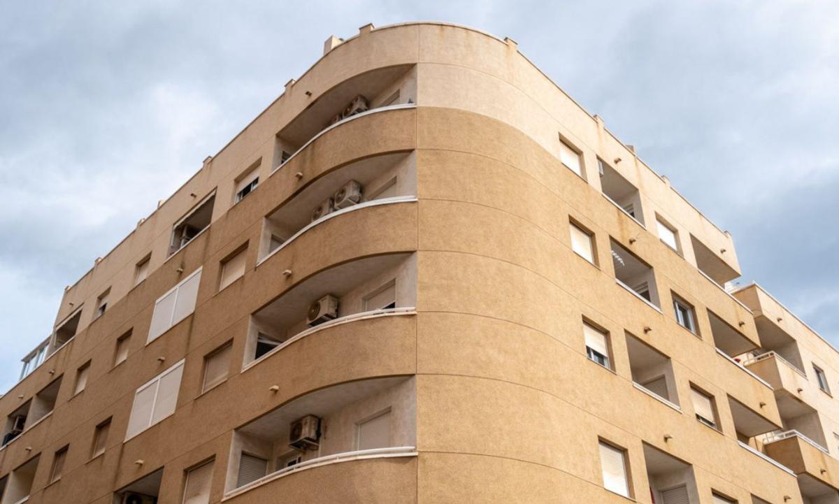 Venta de piso en Piso en Calle Joaquín Chapaprieta, 148, El Molino, Torrevieja, Torrevieja
photo 2