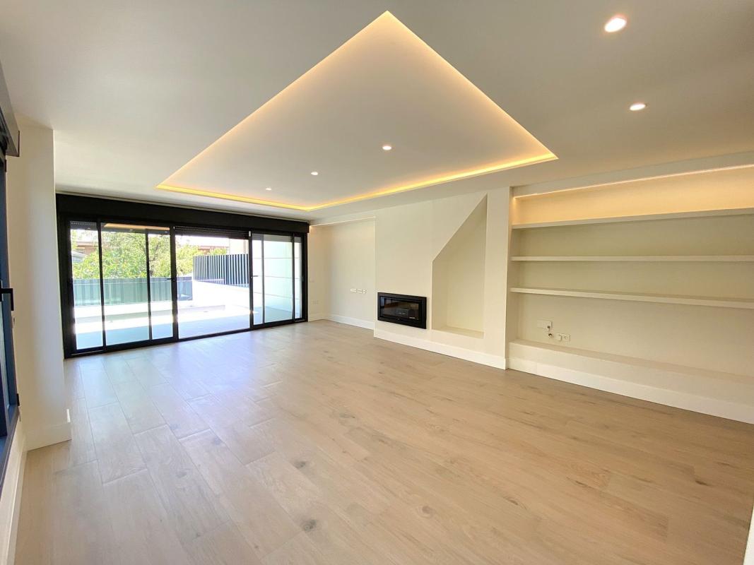 Properties for sale and rent in Spain photo 4
