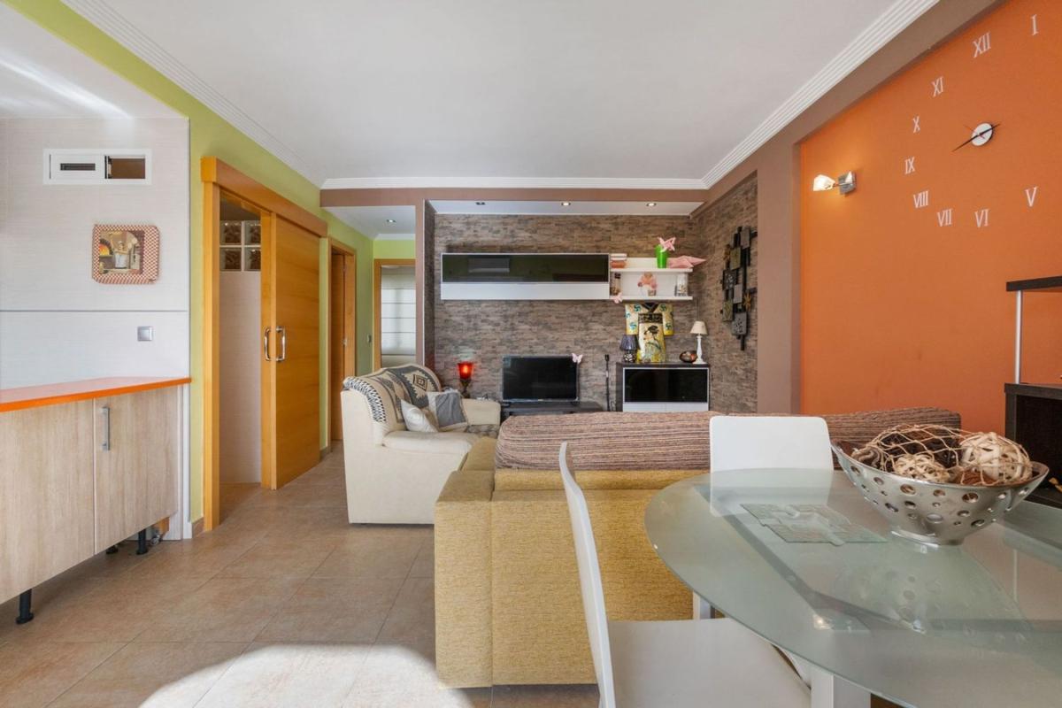 Venta de piso en Piso en Avenida de Soria, Los Europeos, Torrevieja, Torrevieja
photo 5