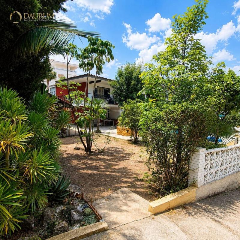 Продажа отдельного шале в  Casa o chalet en Calle Ruperto Chapí, L'Albir, Alfaz del Pi, Алфаз дель Пи photo 2