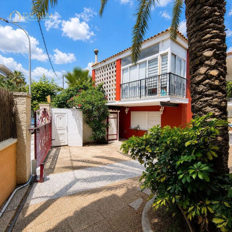 Продажа отдельного шале в  Casa o chalet en Calle Ruperto Chapí, L'Albir, Alfaz del Pi, Алфаз дель Пи photo 4