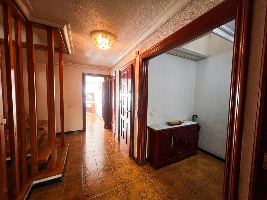 Недвижимость на продажу и в аренду в Испании photo 1