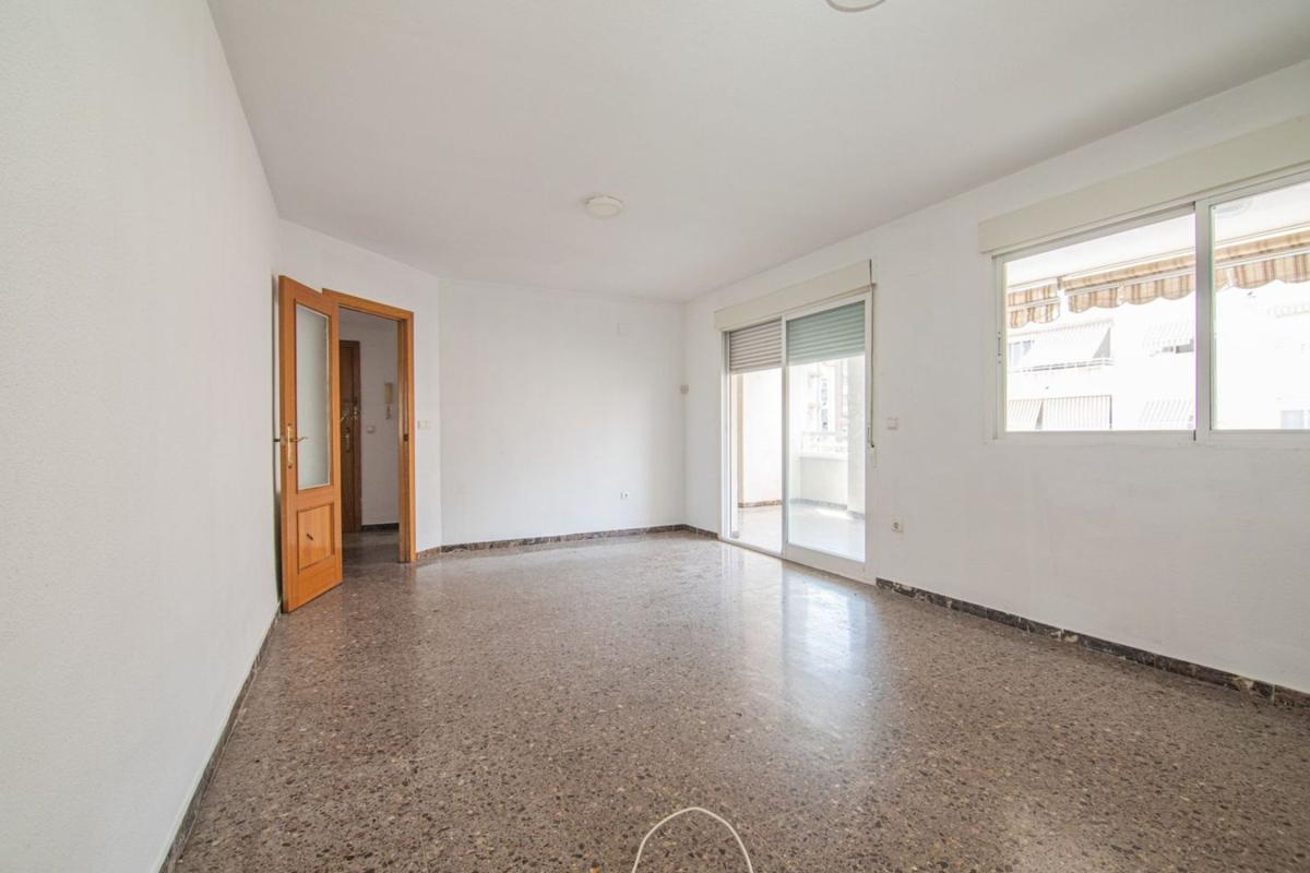 Sale of apartment in Piso en Avenida Periodista Rodolfo de Salazar s/n, Carolinas Altas, Alicante / Alacant, Alicante
photo 4