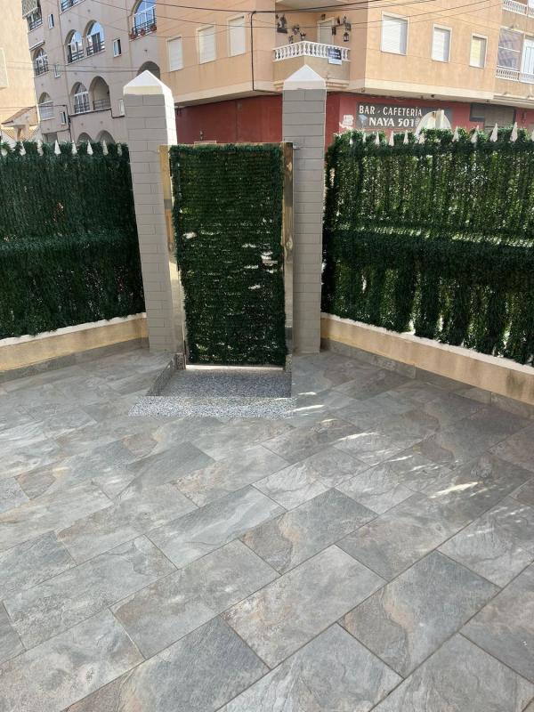 Propiedades en venta y alquiler en España photo 1