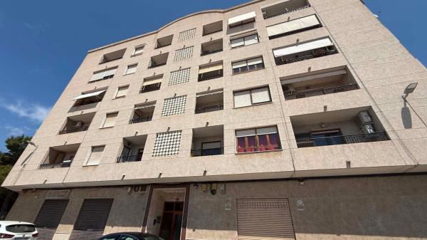 Venta de piso en Piso en Calle Don Pelayo, Almoradí, Almoradí
photo 1