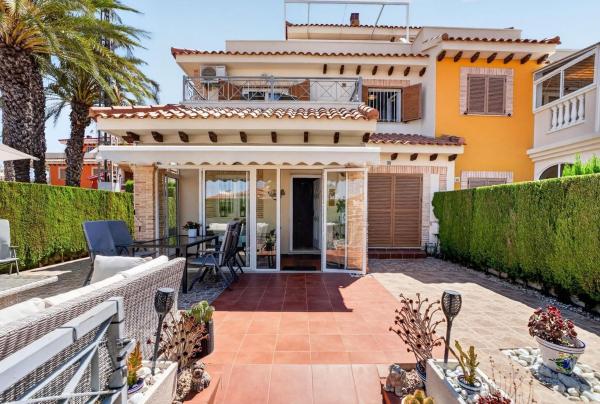 Chalet adosado en Zeniamar, Orihuela photo 1