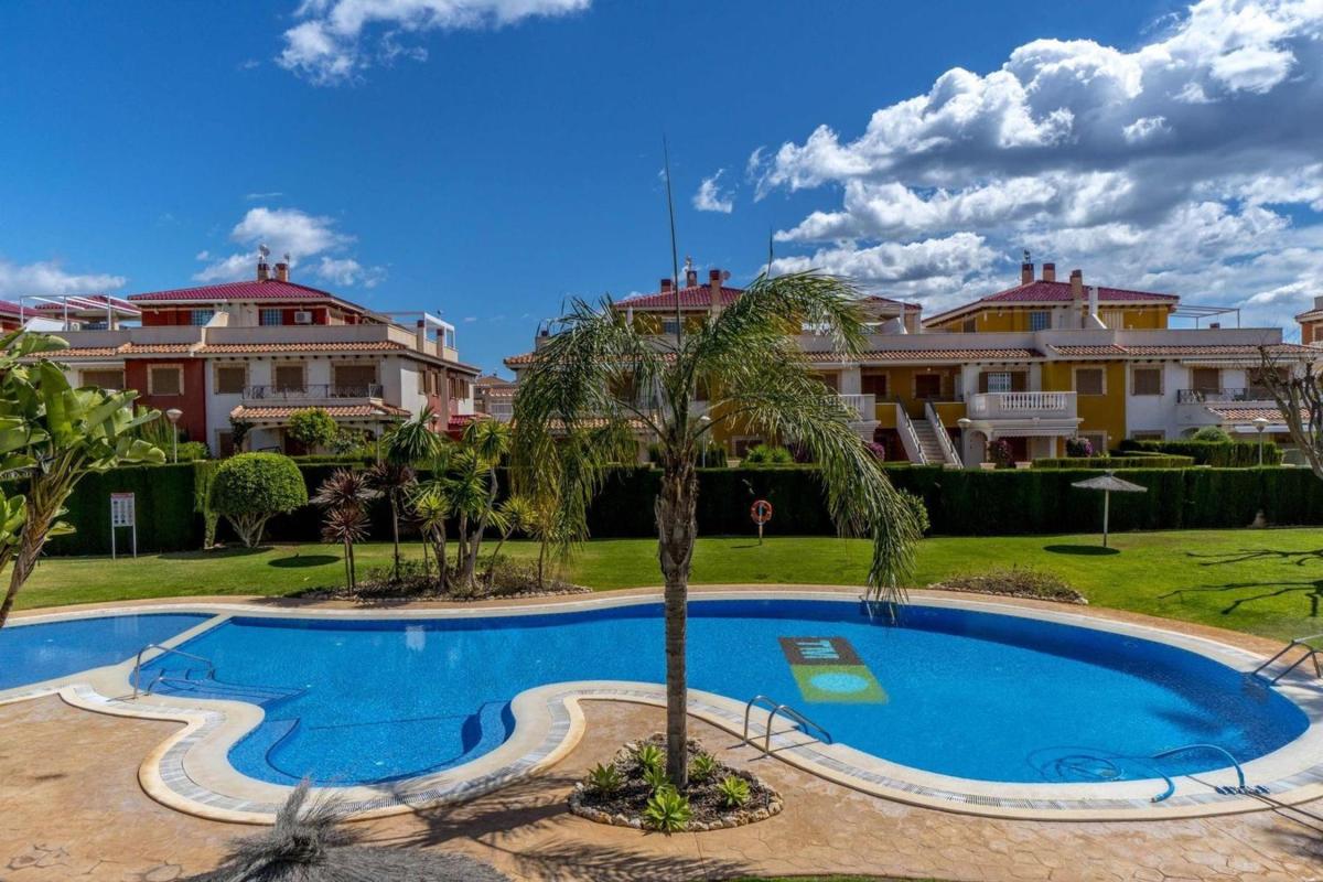 Venta de chalet adosado en Chalet adosado en Zeniamar, Orihuela , Orihuela photo 5