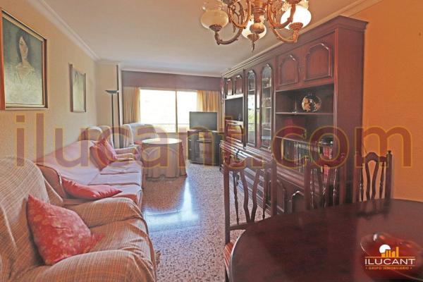 Venta de piso en Piso en Carolinas Altas, Alicante / Alacant, Alicante / Alacant
photo 1
