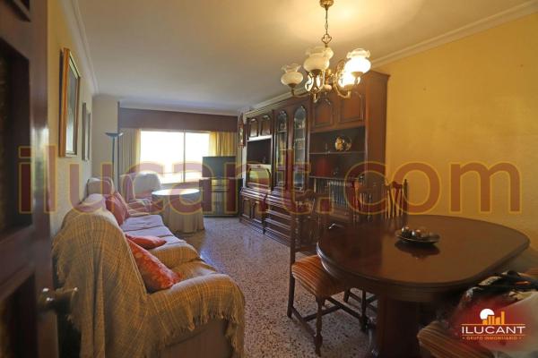 Venta de piso en Piso en Carolinas Altas, Alicante / Alacant, Alicante / Alacant
thumbnail 2
