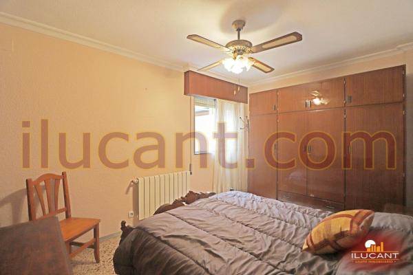 Venta de piso en Piso en Carolinas Altas, Alicante / Alacant, Alicante / Alacant
thumbnail 3