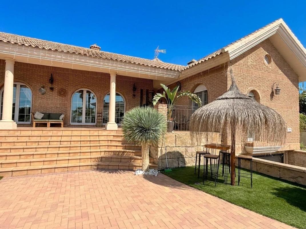 Propiedades en venta y alquiler en España photo 2