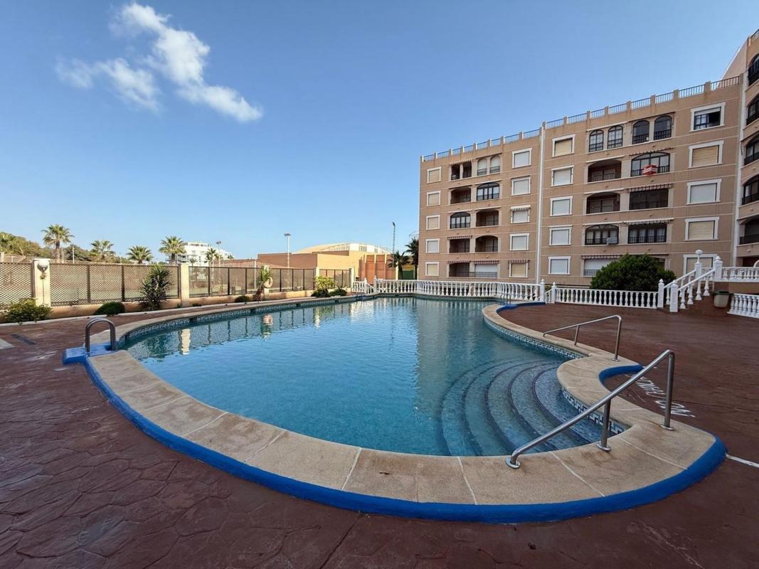 Venta de piso en Piso en Calle Azorín, 22, Guardamar Playa, Guardamar del Segura, Guardamar del Segura
photo 1