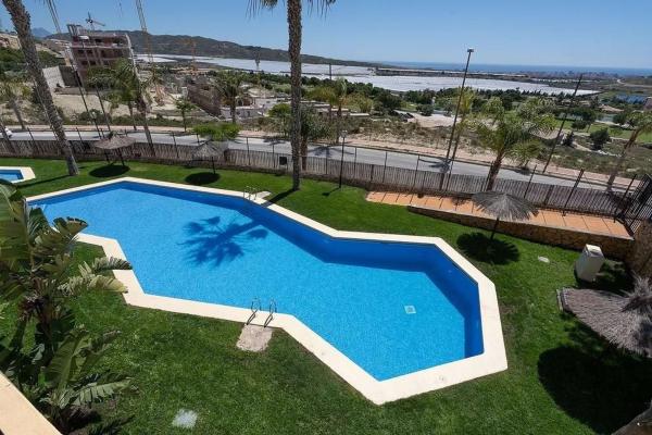 Chalet adosado en Bonalba-Cotoveta, Mutxamel thumbnail 1