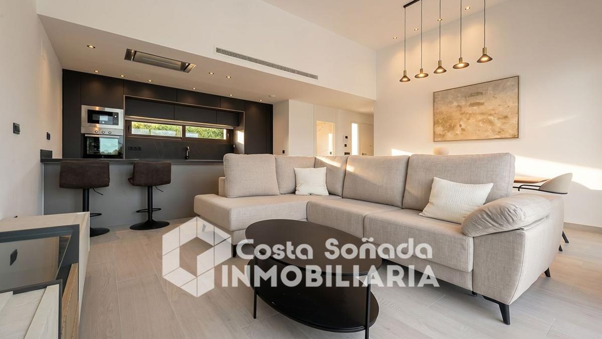 Properties for sale and rent in Spain photo 4