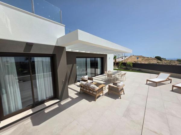 Casa o chalet independiente en Bonalba-Cotoveta, Mutxamel thumbnail 1