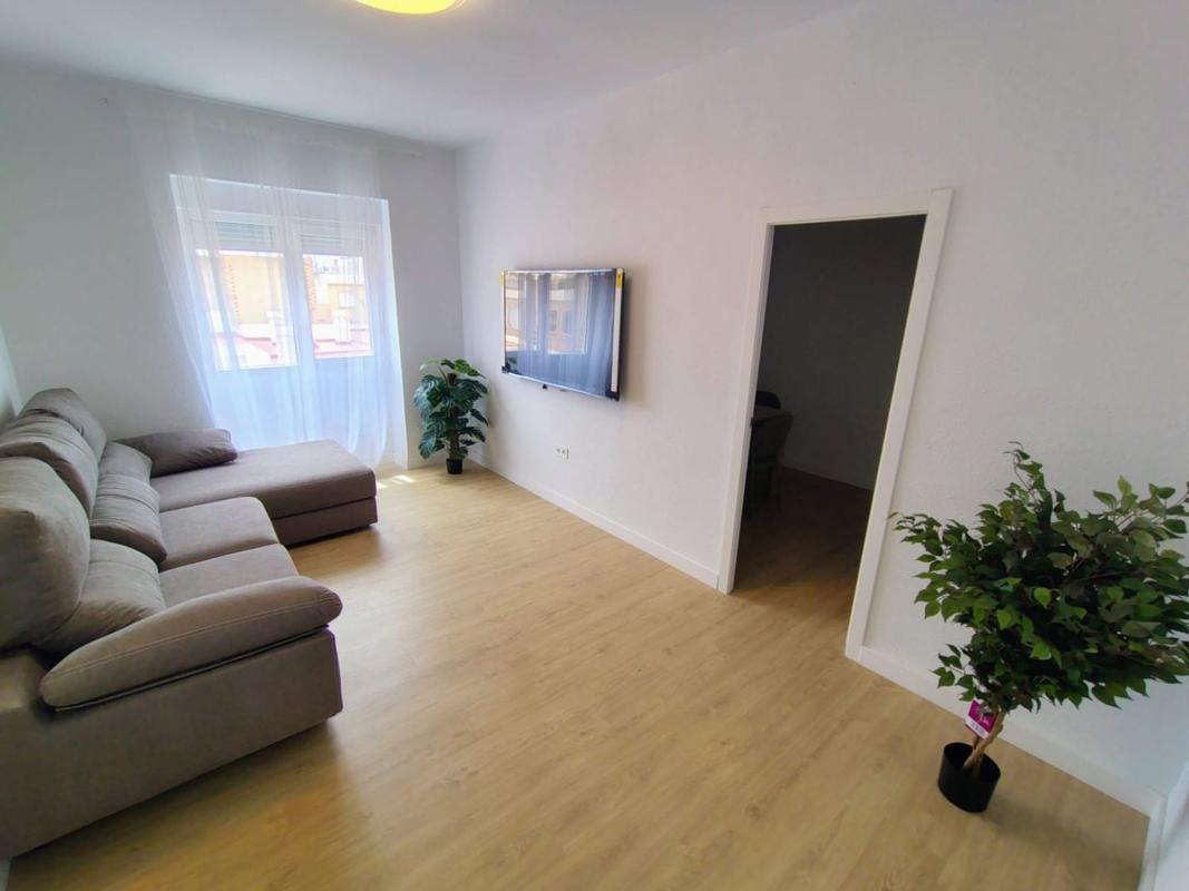 Venta de piso en Piso en Antonio Maura, Plà del Bon Repòs-La Goteta, Alicante / Alacant, Alicante / Alacant
photo 3