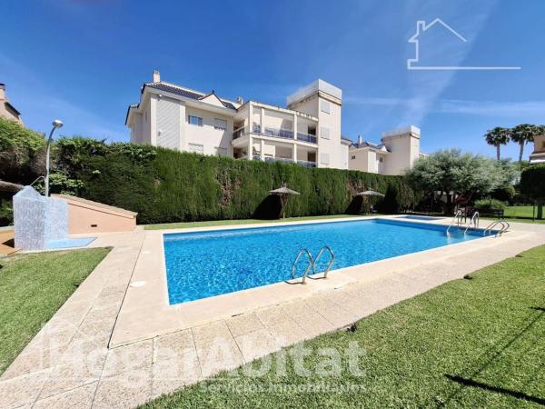 Chalet adosado en Calle de los Olmos, Monforte del Cid photo 1