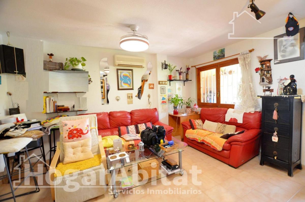 Properties for sale and rent in Spain photo 3