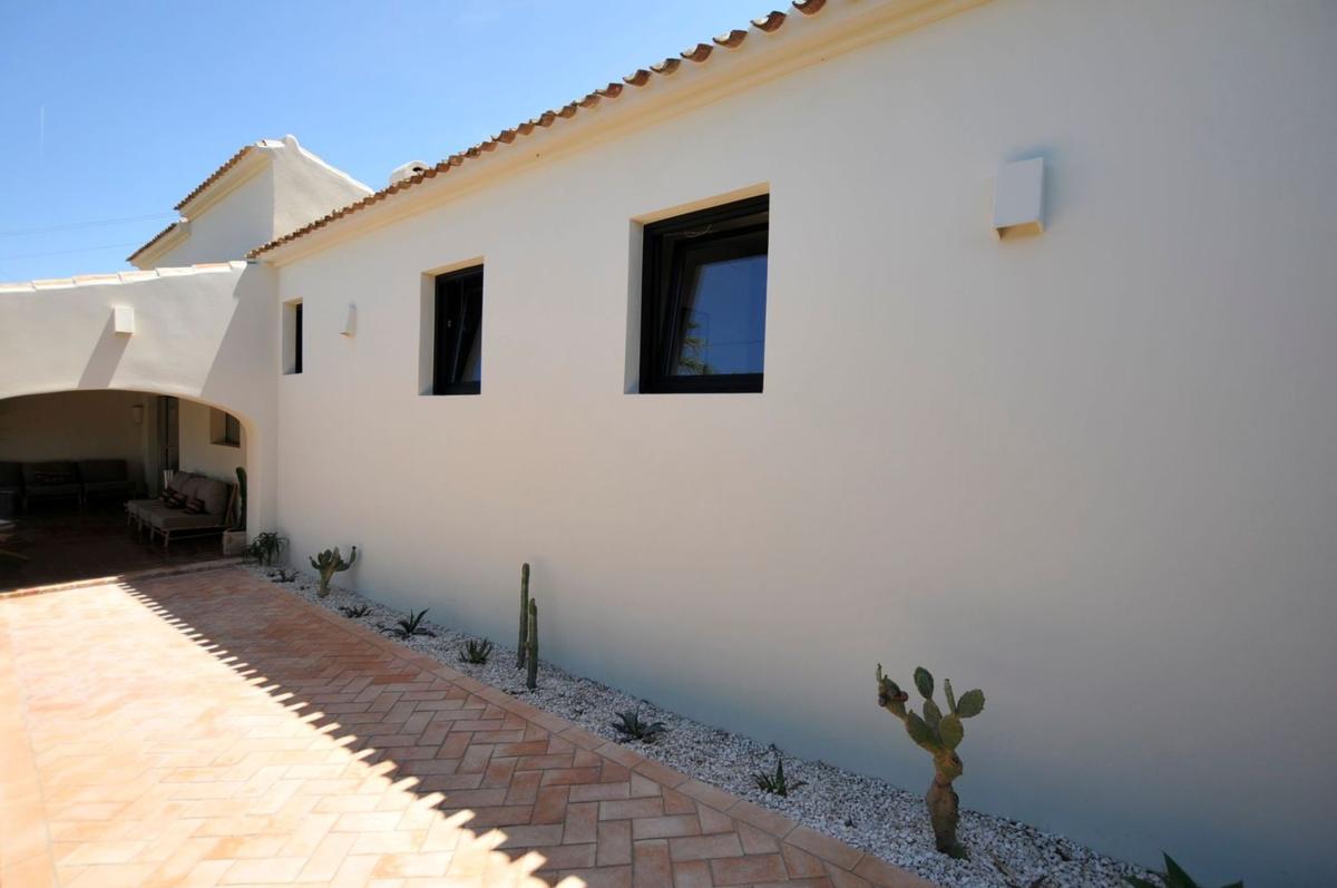 Propiedades en venta y alquiler en España photo 1