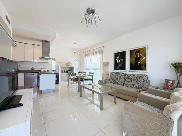 Independent chalet for sale in Casa o chalet en Calle Pontevedra, 3, Benijofar, Benijofar
 photo 3