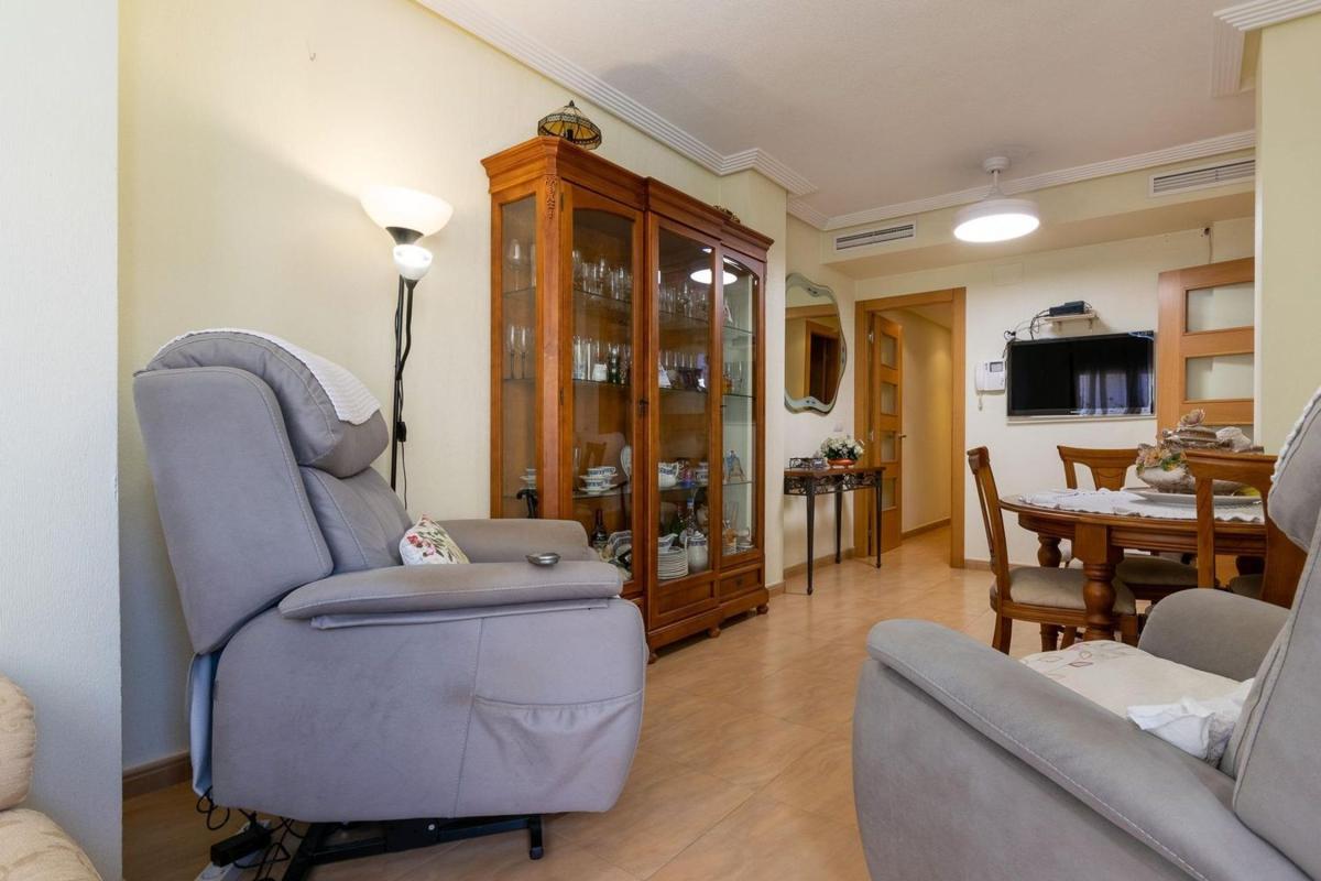 Sale of apartment in Piso en Calle de Antina, Playa Levante, Santa Pola, Santa Pola
photo 4