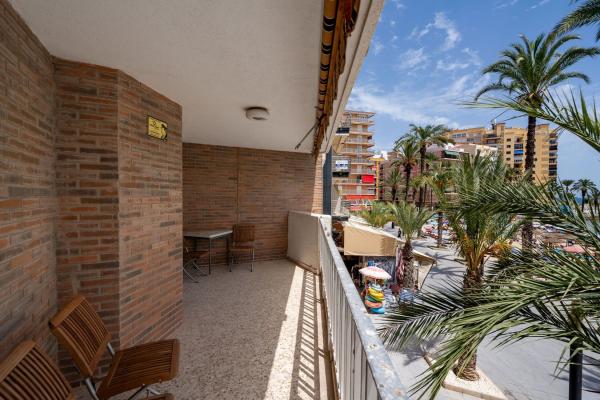 Venta de piso en Piso en Calle Nuestra Señora de Monserrate, Playa del Cura, Torrevieja, Torrevieja
thumbnail 3
