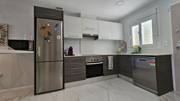 Venta de piso en Piso en Calle Austria, La Marina, Elche / Elx, Elche / Elx
 photo 2