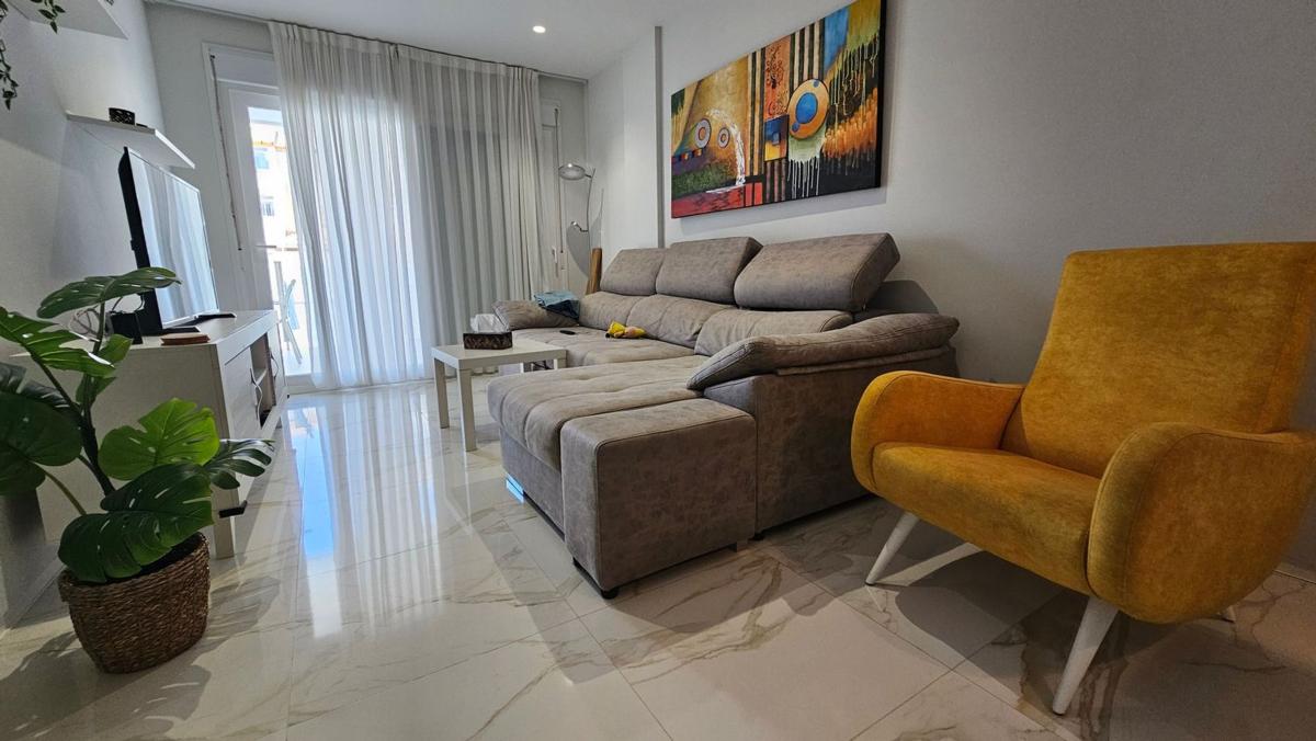 Venta de piso en Piso en Calle Austria, La Marina, Elche / Elx, Elche / Elx
 photo 3