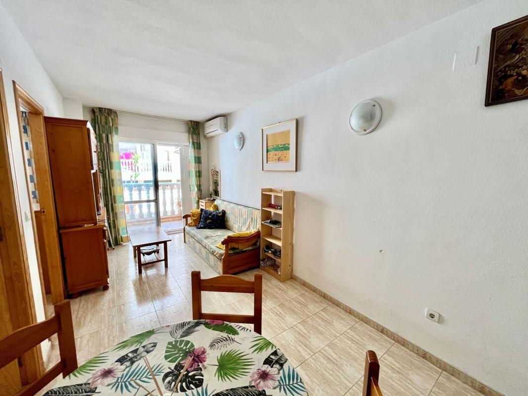 Venta de piso en Piso en San Pascual, Antonio Machado, Torrevieja, Torrevieja
 photo 2