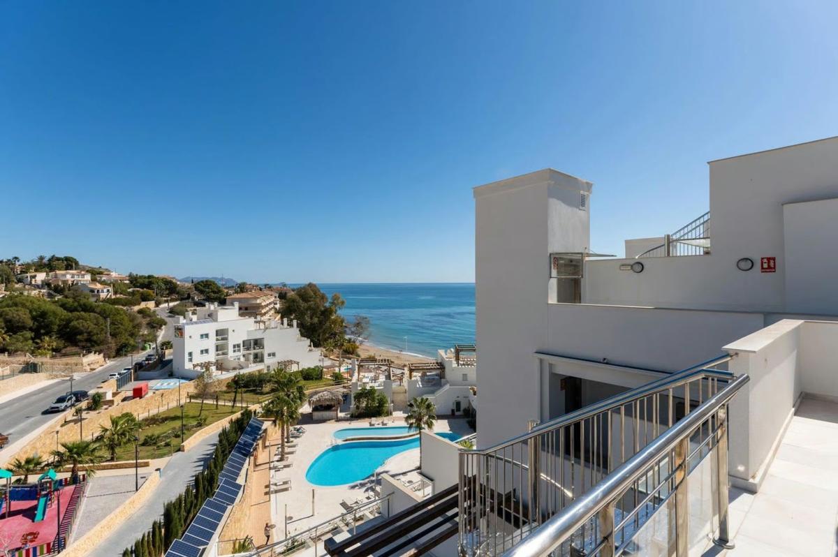 Продажа пентхауса на Ático en Calle Altea, 14, Pueblo Acantilado - Lanuza, El Campello, Эль Кампельо photo 1