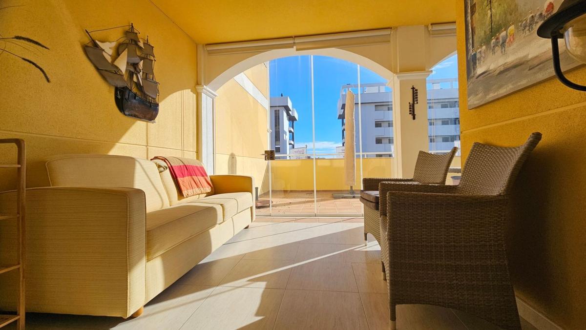 Venta de piso en Piso en Ronda José Samper García, Torreblanca, Torrevieja, Torrevieja
 photo 2