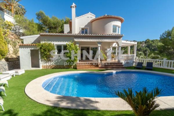 Chalet independiente en venta en Casa o chalet en Zona de Mascarat, Altea, Altea
photo 1