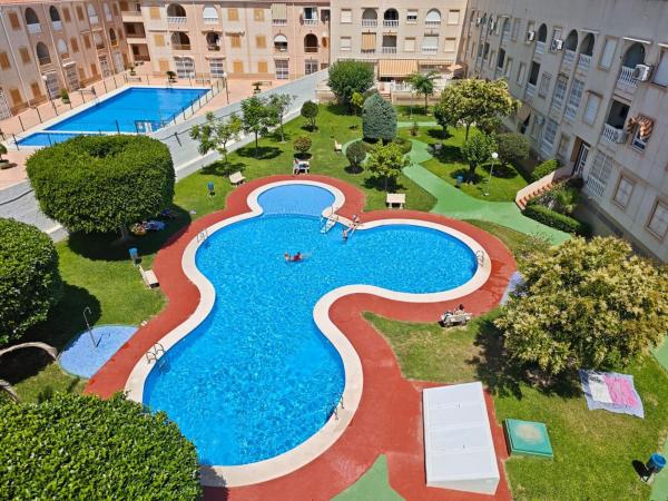 Venta de piso en Piso en Calle Urbano Arregui, El Acequión, Torrevieja, Torrevieja
 photo 4