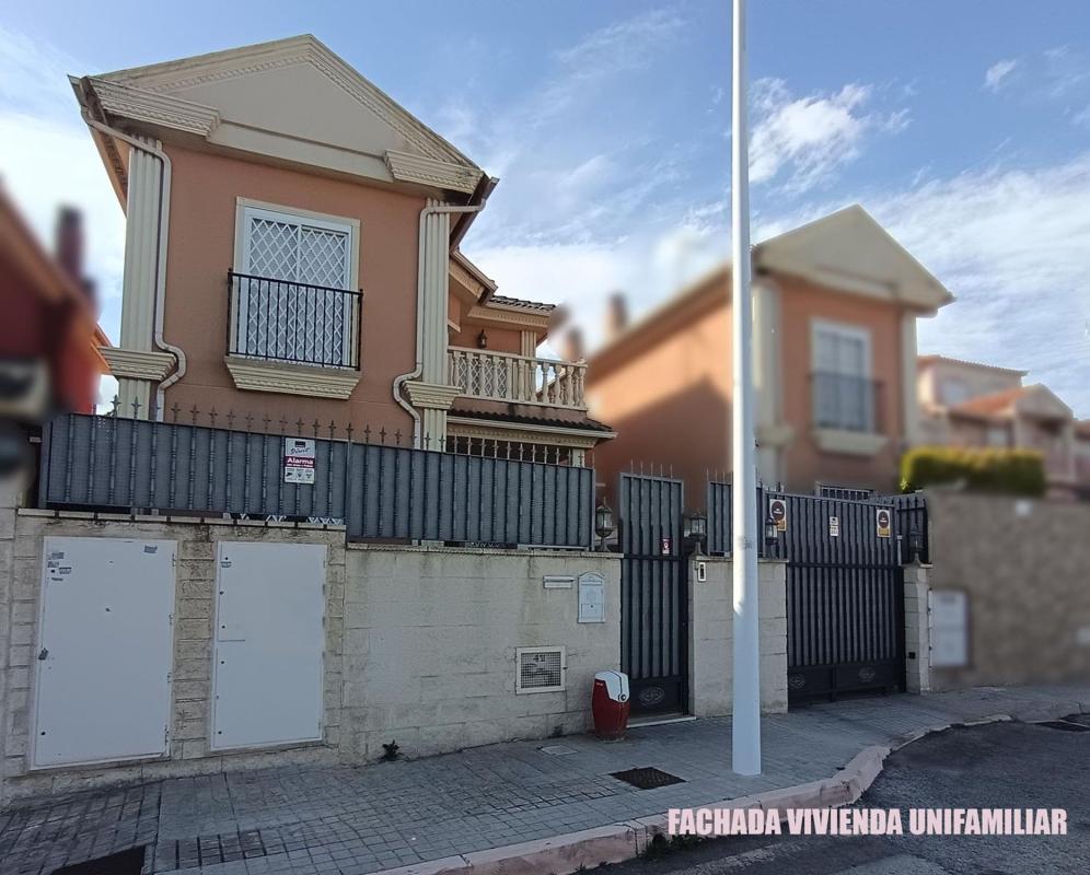 Propiedades en venta y alquiler en España photo 2
