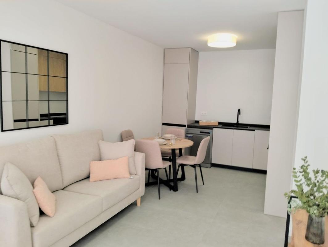 Продажа квартиры на Piso en Calle Rafael Altamira, 31, Alcalde Felipe Mallol, San Vicente del Raspeig, Сан-Висенте-дель-Распейг
photo 1