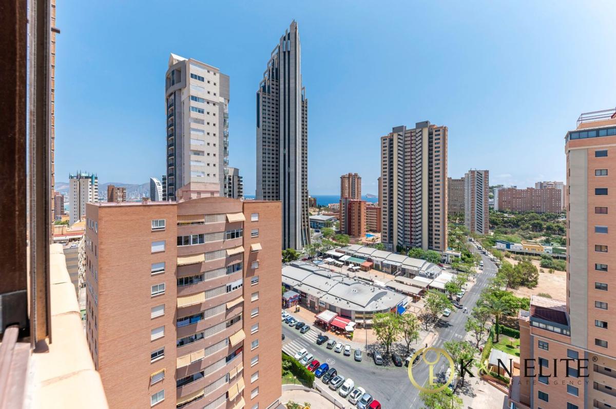 Venta de piso en Piso en Calle del Secretario Juan Antonio Baldovi, Playa de Poniente, Benidorm, Benidorm
photo 1