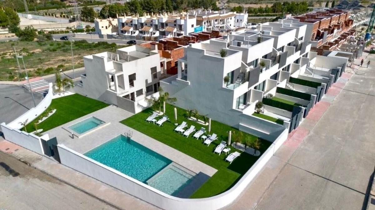 Obra nueva en Cox en Cox (Revista) photo 1