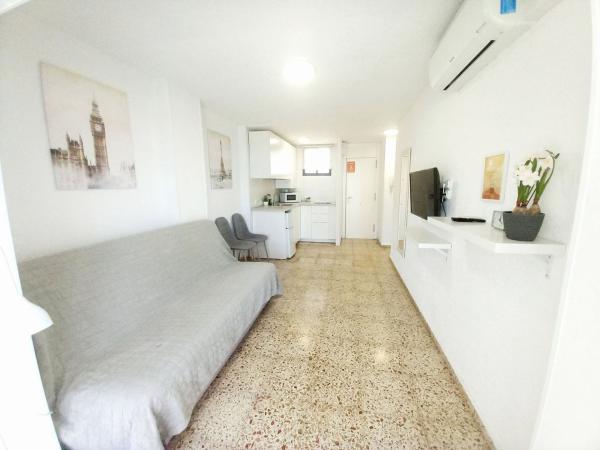 Venta de piso en Piso en Avenida de Mallorca, Playa de Levante, Benidorm, Benidorm
 photo 1