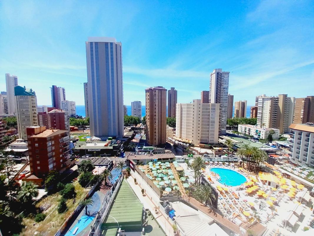 Venta de piso en Piso en Avenida de Mallorca, Playa de Levante, Benidorm, Benidorm
 photo 3