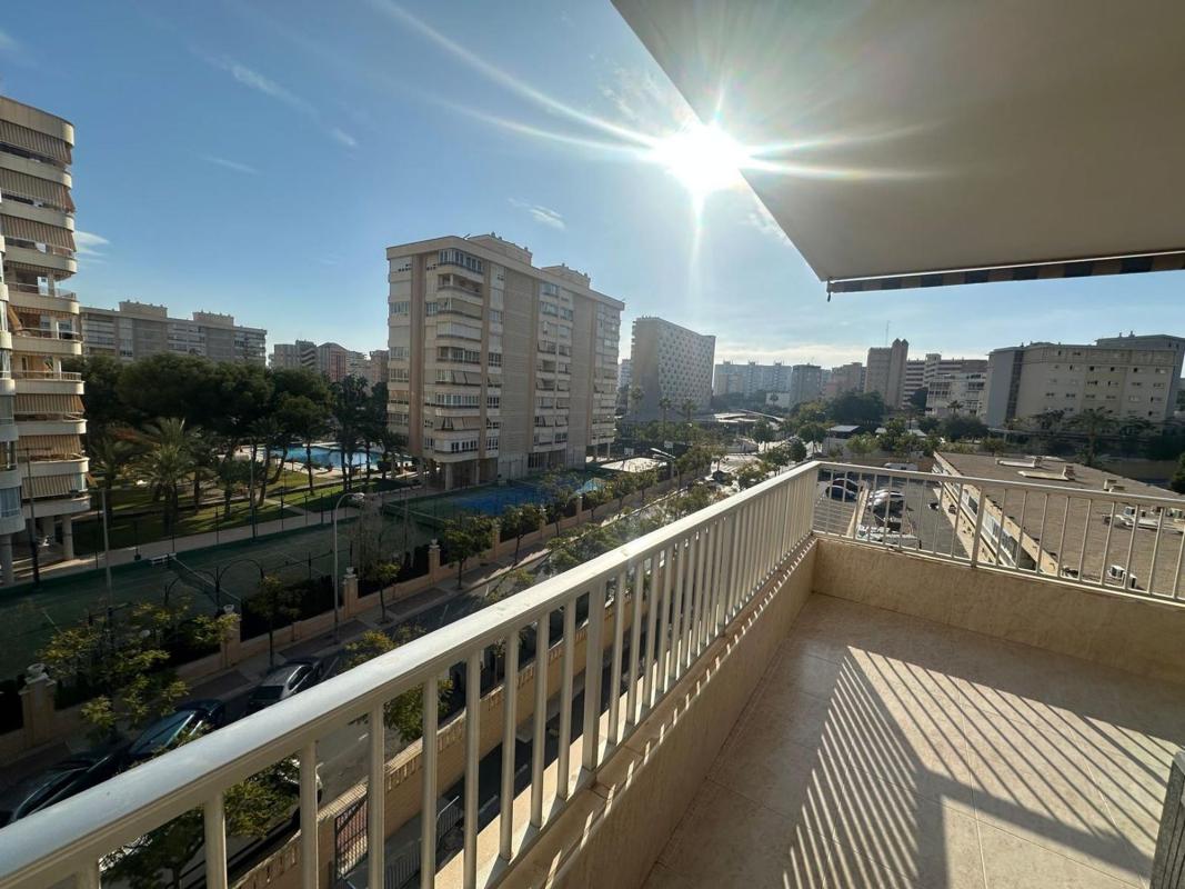 Sprzedaż mieszkania w Piso en Avenida Benidorm, Playa de San Juan, Alicante / Alacant, Alicante / Alacant
photo 3