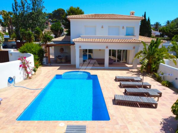 Chalet independiente en venta en Casa o chalet en Cala Advocat - Baladrar, Benissa, Benissa
photo 1