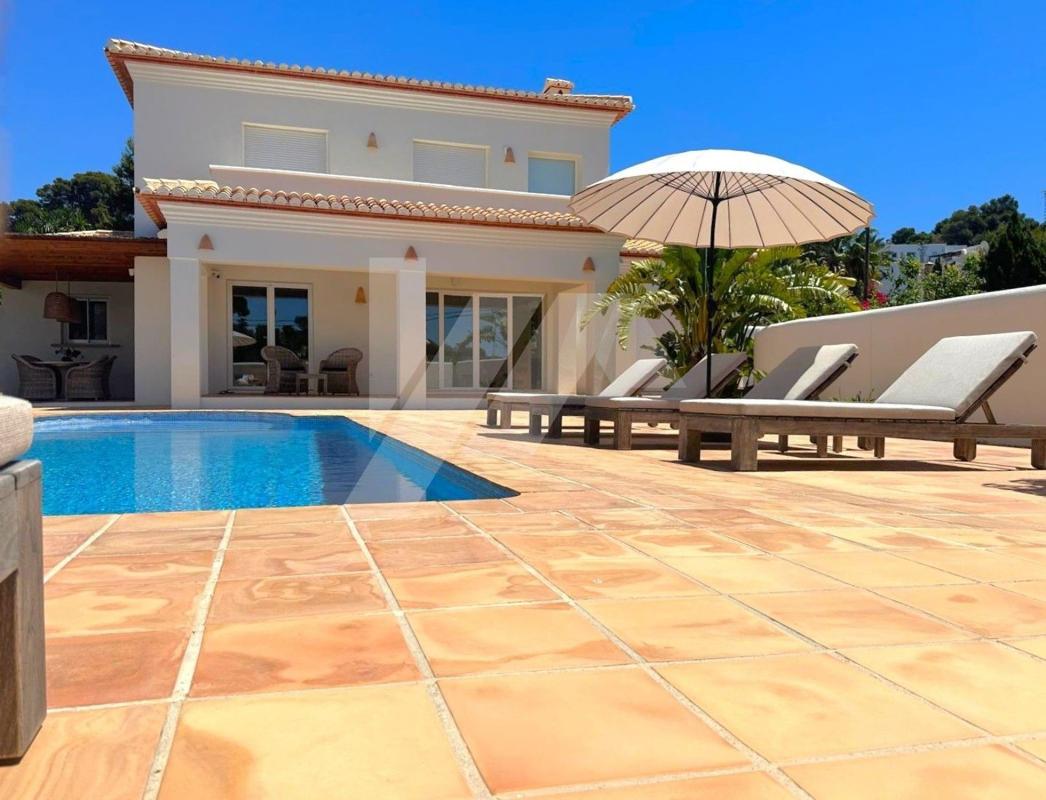 Venta de chalet independiente en Casa o chalet en Cala Advocat - Baladrar, Benissa, Benissa
 photo 3