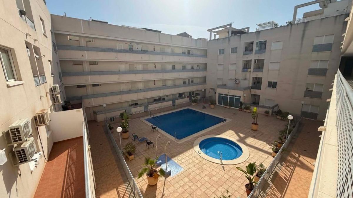 Venta de piso en Piso en Calle República Argentina, Almoradí, Almoradí
photo 1