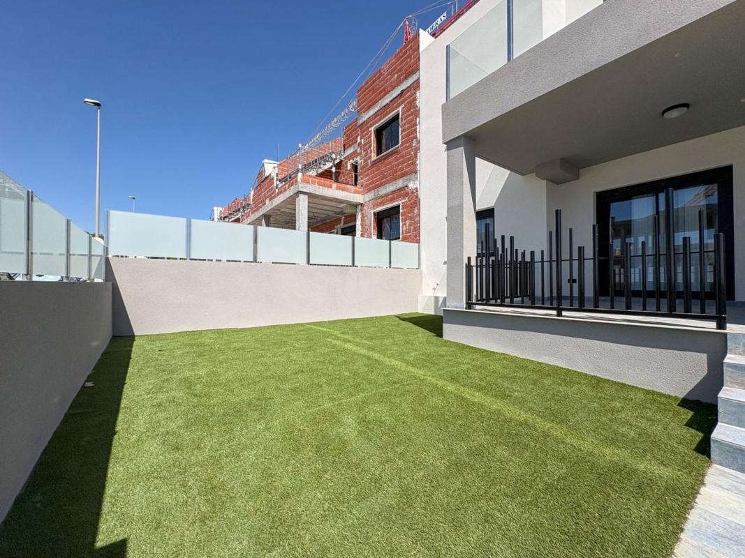 Sale of apartment in Piso en La Cañada - Los Alcores, San Miguel de Salinas, San Miguel de Salinas
photo 3
