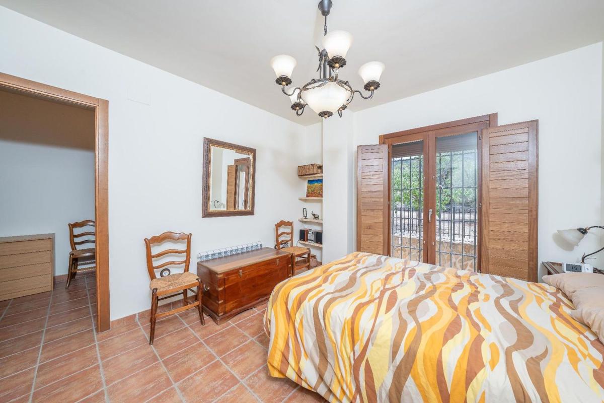 Propiedades en venta y alquiler en España photo 5