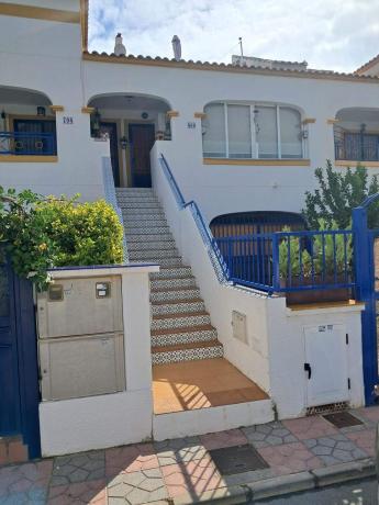 Casa o chalet independiente en Avenida D'Escandinàvia, Monte Faro-Altomar, Gran Alacant thumbnail 2
