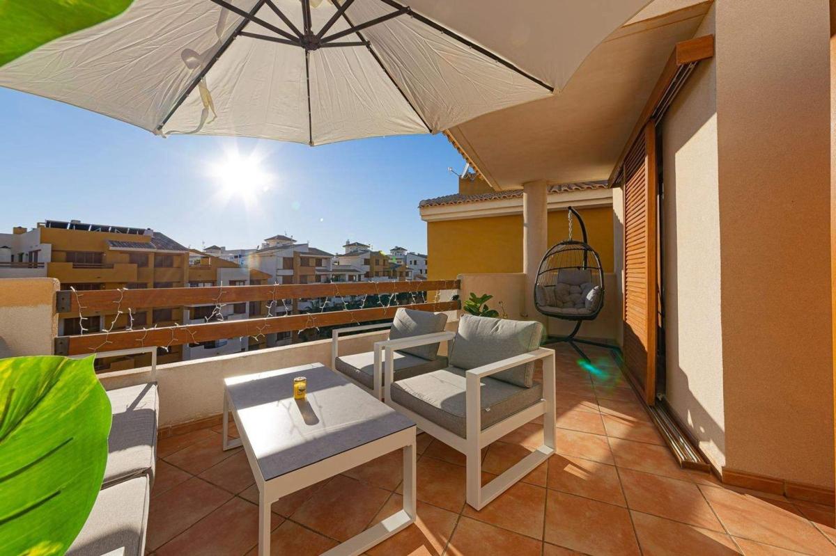 Penthouse sale in Ático en Calle Mar de Fondo, 1, Punta Prima, Torrevieja, Torrevieja photo 4