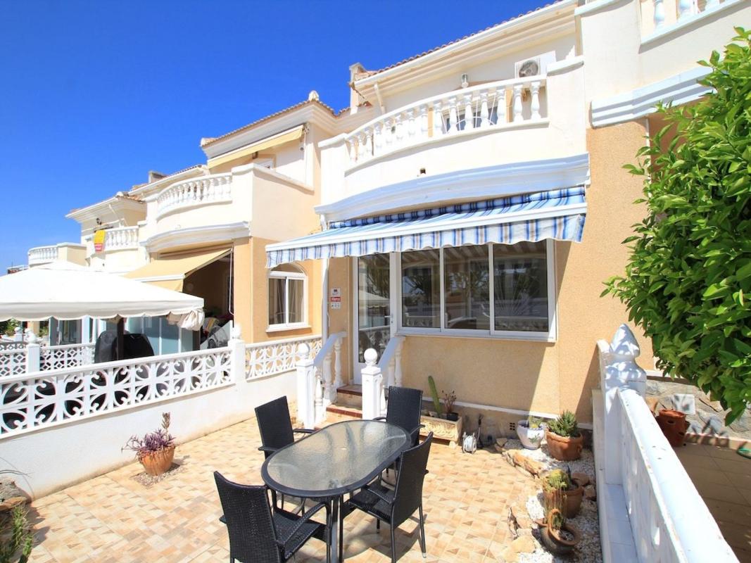 Properties for sale and rent in Spain photo 1